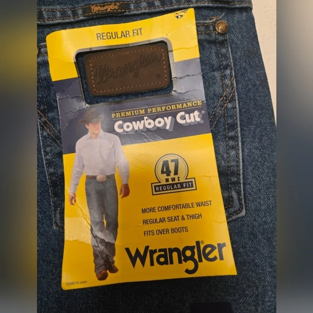 NWT Wrangler Men's Premium Performance Bootcut Jeans - Dark Blue.Size 38 × 34